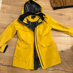 Pendleton women’s rain coat medium